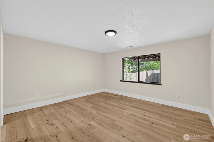 Property photo for 418 Kennebeck Avenue S, Kent photo 19