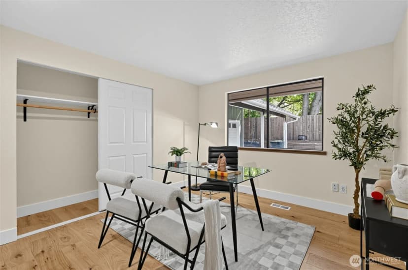 Property photo for 418 Kennebeck Avenue S, Kent photo 23