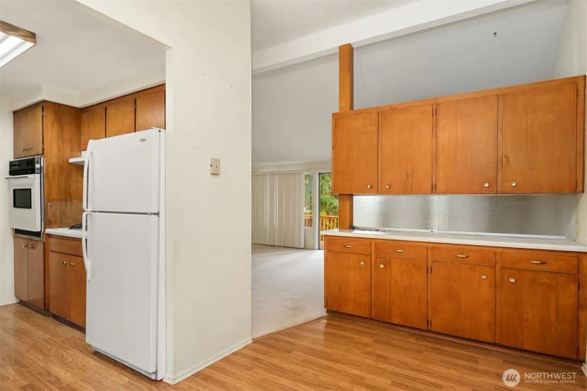 Property photo for 5653 125th Avenue Se, Bellevue photo 10