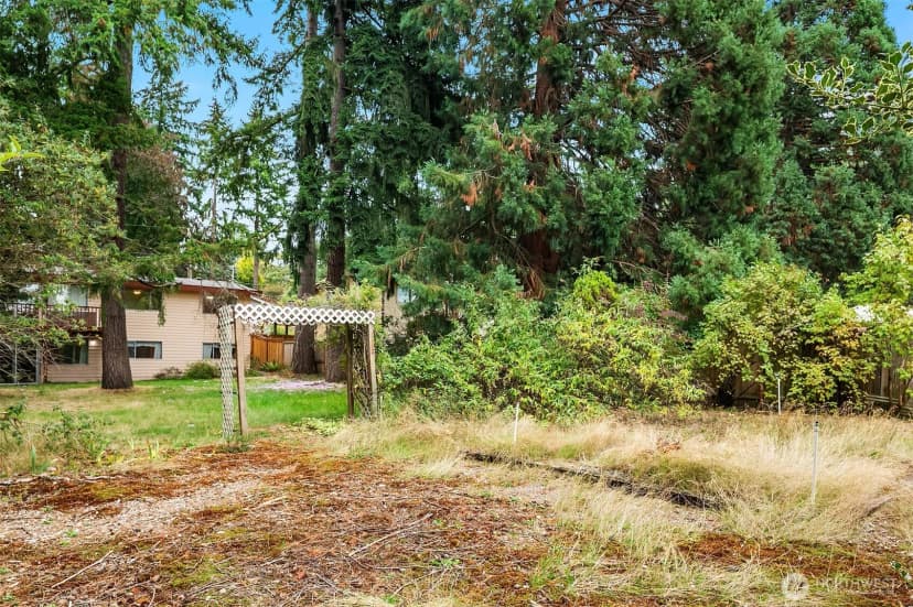 Property photo for 5653 125th Avenue Se, Bellevue photo 30