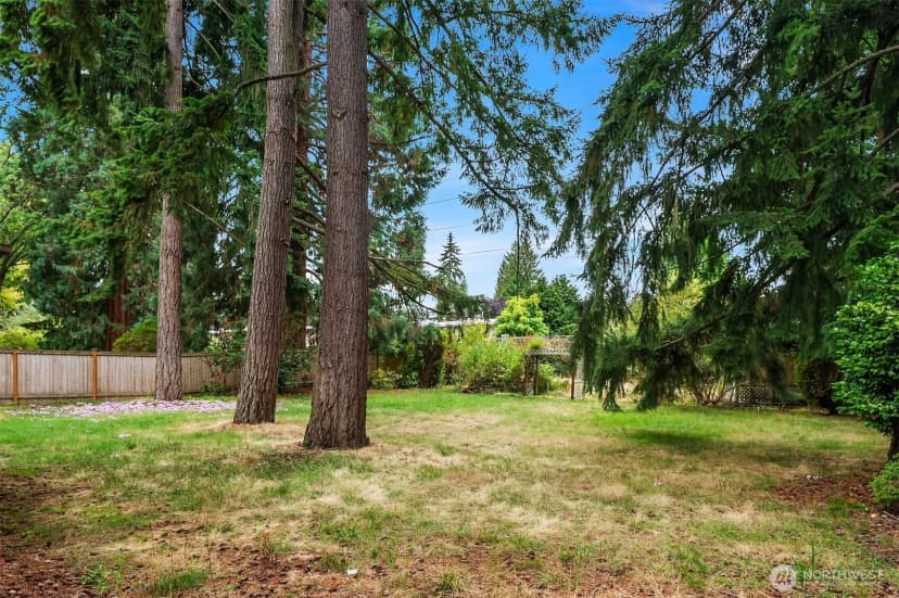 Property photo for 5653 125th Avenue Se, Bellevue photo 27