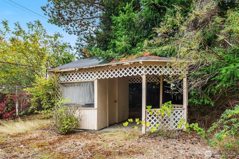 Property photo for 5653 125th Avenue Se, Bellevue photo 31