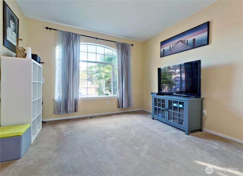 Property photo for 1921 Sw 331st Place, Federal Way photo 14
