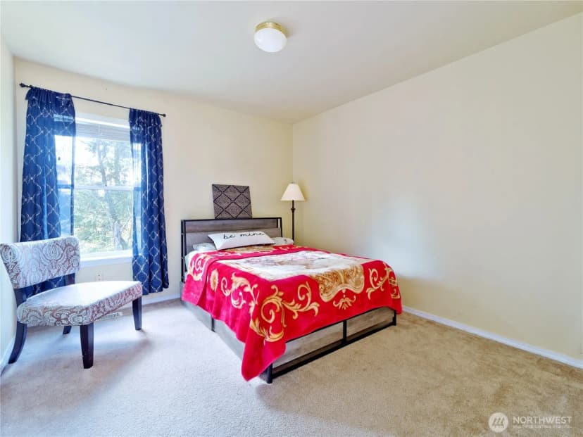 Property photo for 1921 Sw 331st Place, Federal Way photo 15