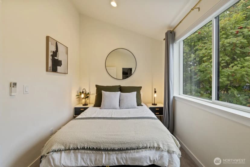 Property photo for 7507 Latona Avenue Ne, Seattle photo 20