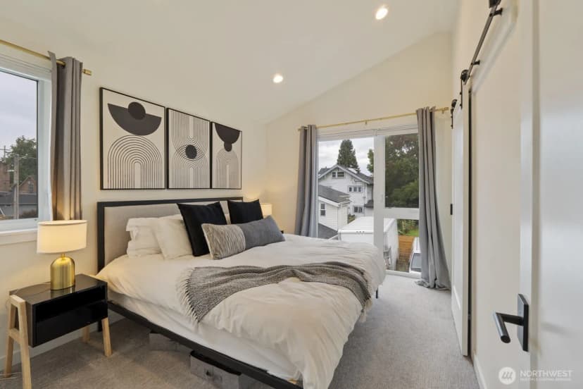 Property photo for 7507 Latona Avenue Ne, Seattle photo 21