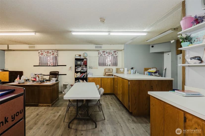 Property photo for 1904 8th Street, Bremerton photo 32