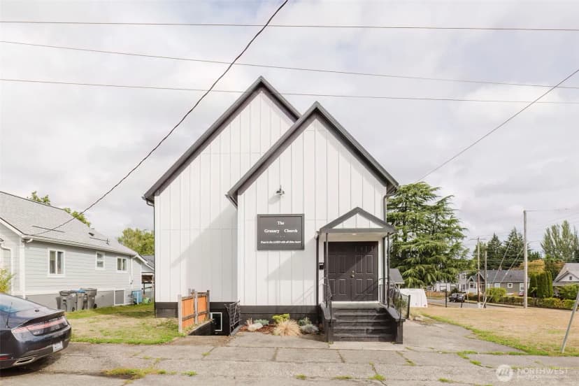 Property photo for 1904 8th Street, Bremerton photo 2
