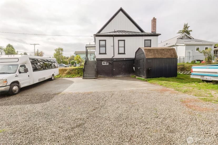 Property photo for 1904 8th Street, Bremerton photo 8