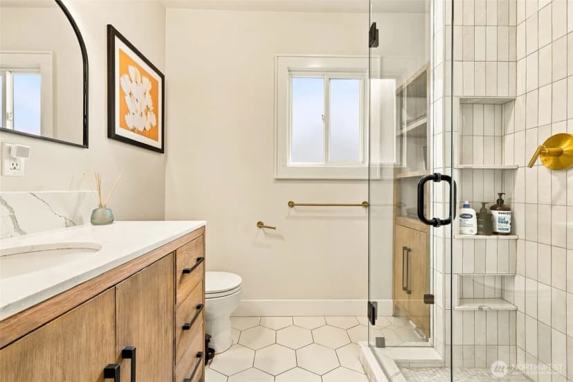 Property photo for 507 N 81st Street, Seattle photo 18