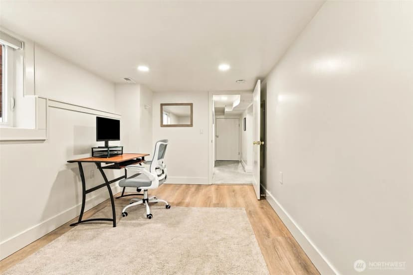 Property photo for 507 N 81st Street, Seattle photo 28