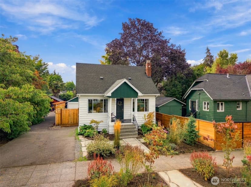 Property photo for 507 N 81st Street, Seattle
