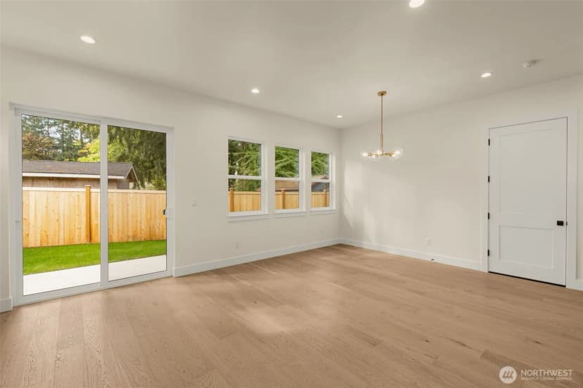 Property photo for 13633 103rd Ne, Kirkland photo 8