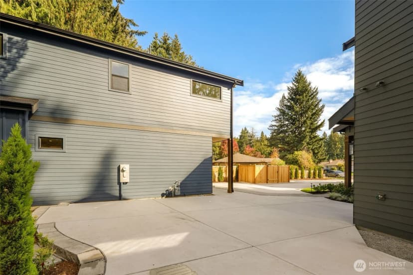 Property photo for 13633 103rd Ne, Kirkland photo 34