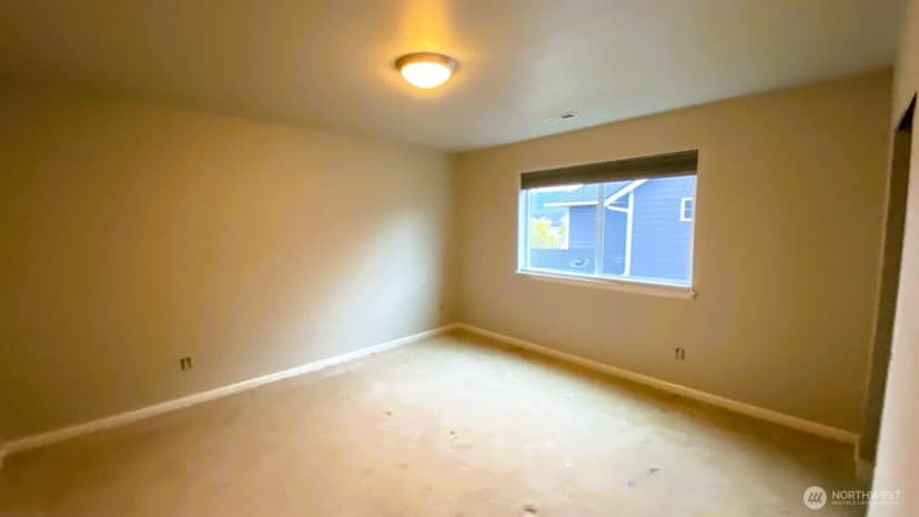 Property photo for 410 Buell Street Sw, Orting photo 8