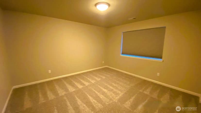 Property photo for 410 Buell Street Sw, Orting photo 10