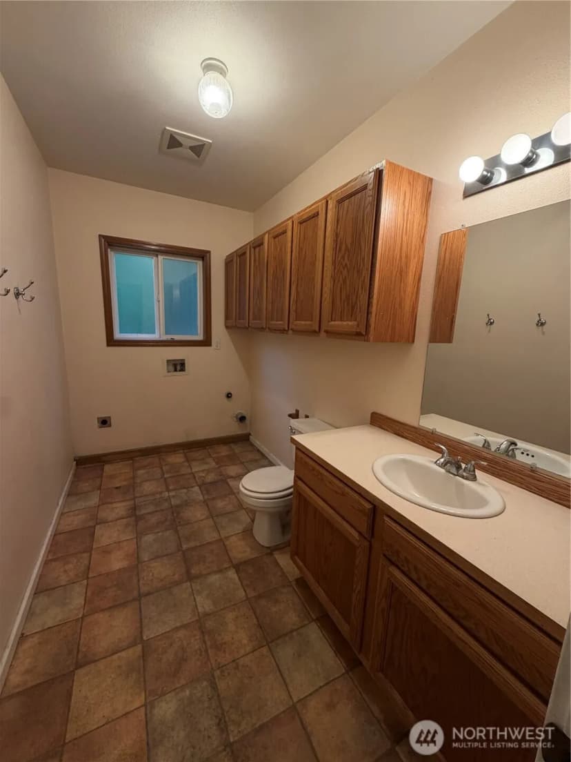 Property photo for 1107 Stevens Street Steilacoom, Steilacoom photo 8