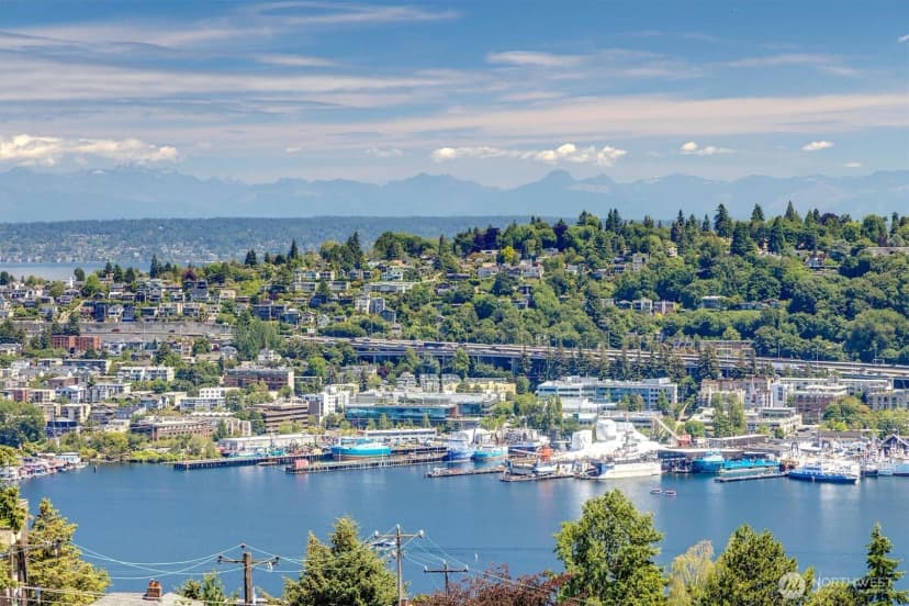 Property photo for 1518 4th Avenue N, Seattle photo 21