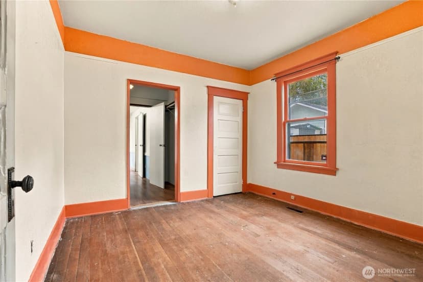 Property photo for 9536 E E Street, Tacoma photo 16