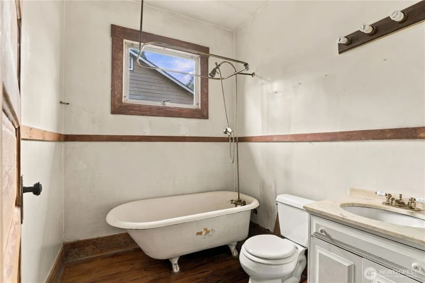 Property photo for 9536 E E Street, Tacoma photo 18