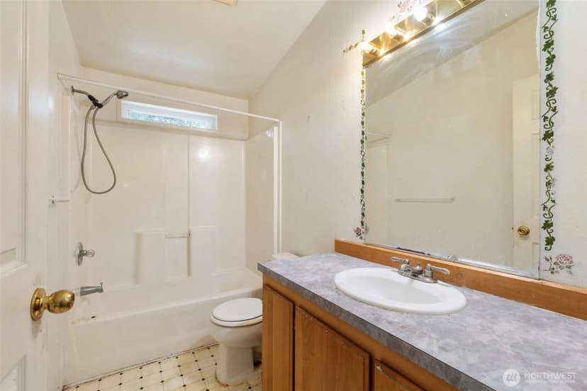 Property photo for 1234 Morganmarsh W, Seabeck photo 15