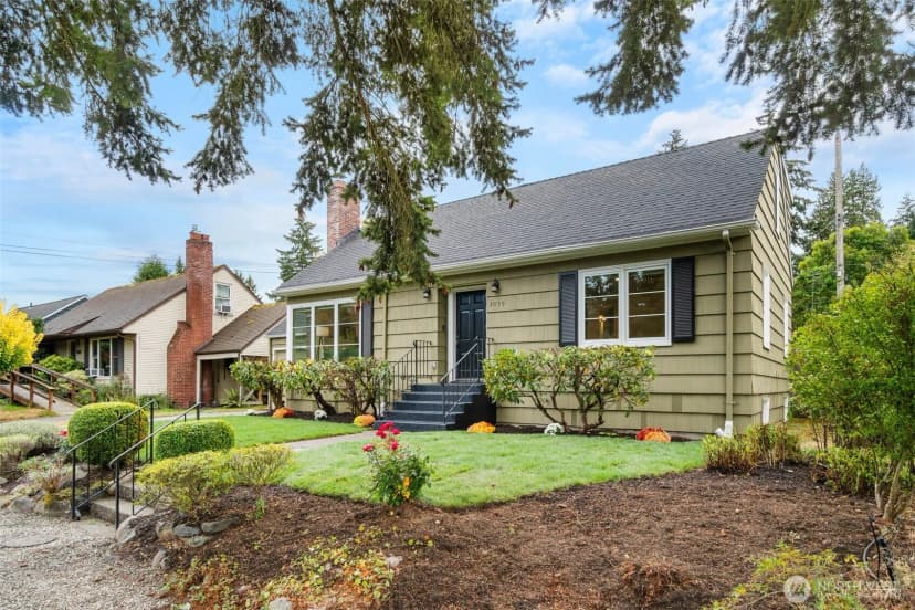 Property photo for 3039 Ne 86th St, Seattle