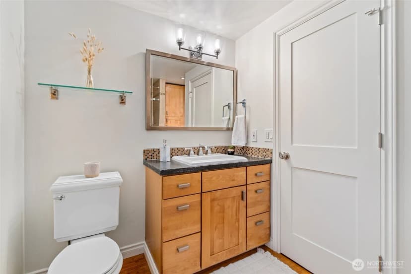 Property photo for 3039 Ne 86th St, Seattle photo 22