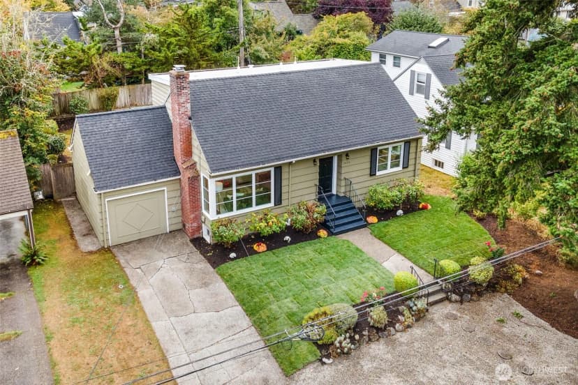 Property photo for 3039 Ne 86th St, Seattle photo 33