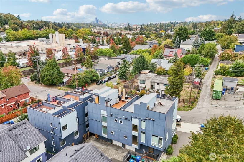 Property photo for 3709 S Dakota Street, Seattle photo 31