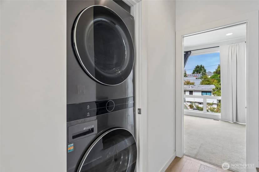 Property photo for 3709 S Dakota Street, Seattle photo 13