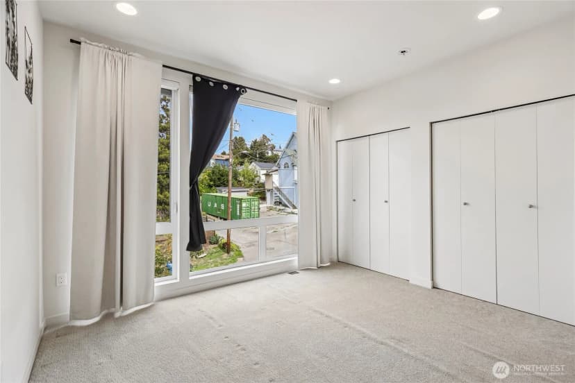 Property photo for 3709 S Dakota Street, Seattle photo 14