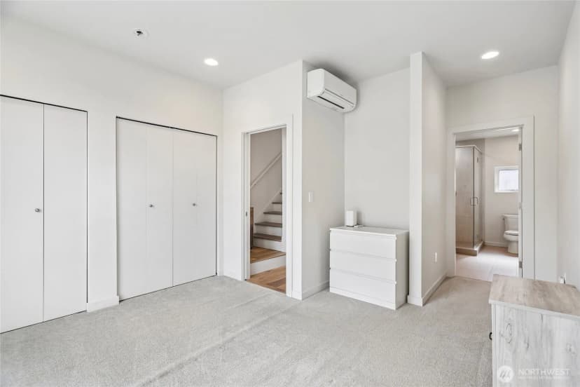 Property photo for 3709 S Dakota Street, Seattle photo 15