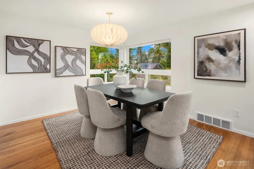 Property photo for 9608 5th Avenue Ne, Seattle photo 12