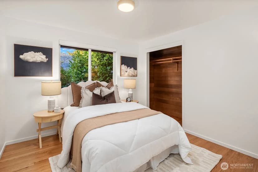 Property photo for 9608 5th Avenue Ne, Seattle photo 19
