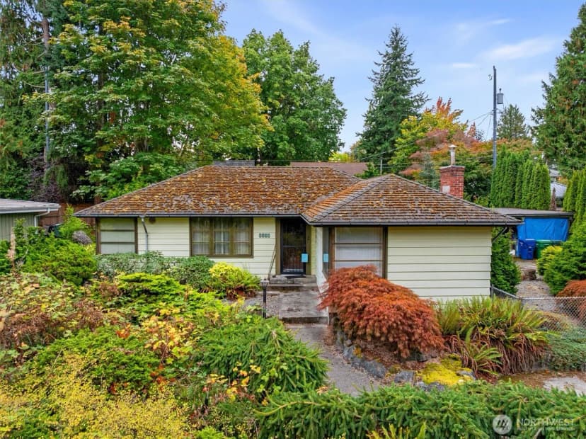 Property photo for 4005 Ne 88th Street, Seattle photo 7