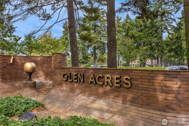 Property photo for 10817 Glen Acres Dr S #b, Seattle