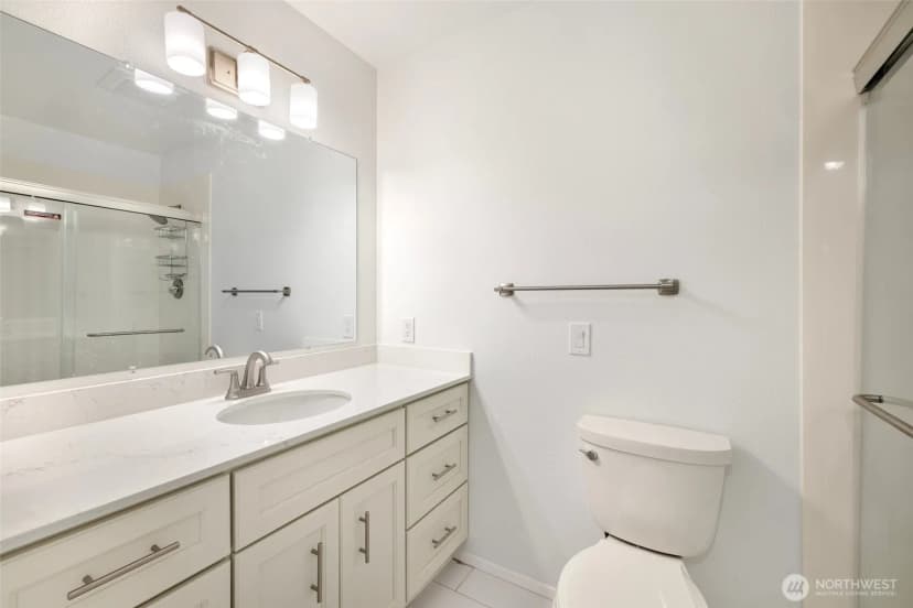 Property photo for 10817 Glen Acres Dr S #b, Seattle photo 14