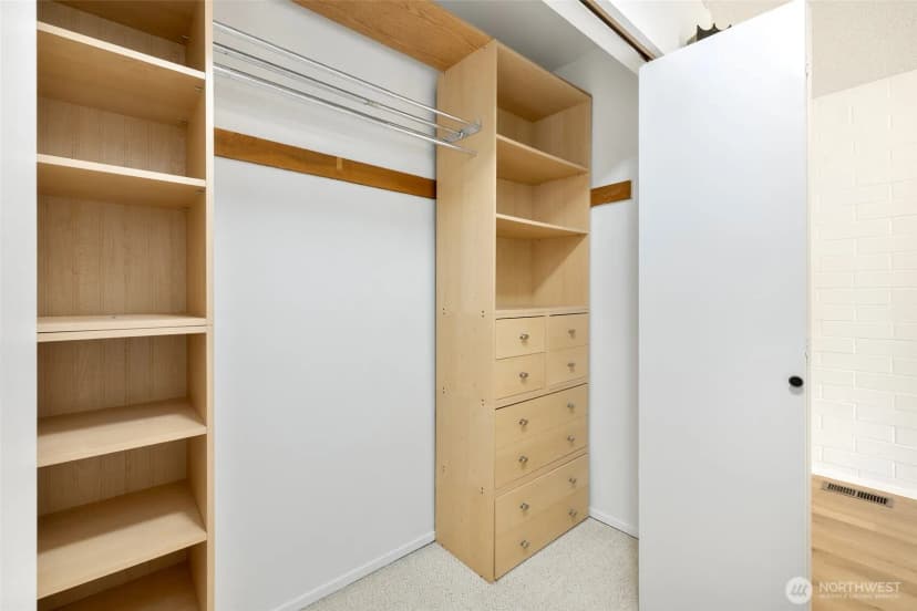 Property photo for 10817 Glen Acres Dr S #b, Seattle photo 12