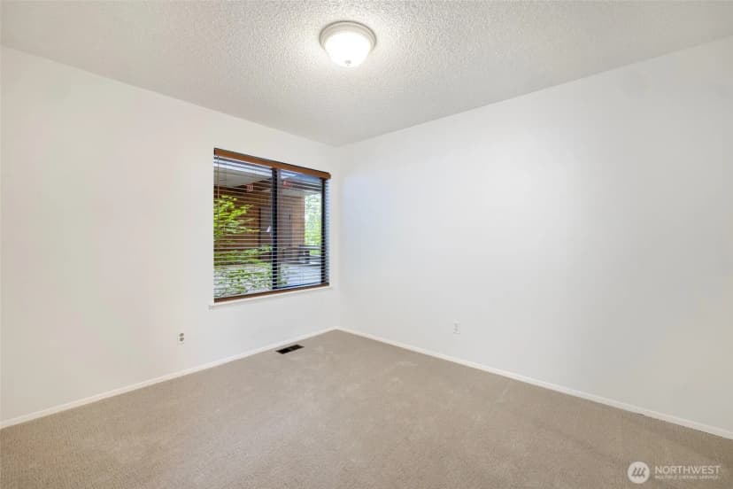 Property photo for 10817 Glen Acres Dr S #b, Seattle photo 16