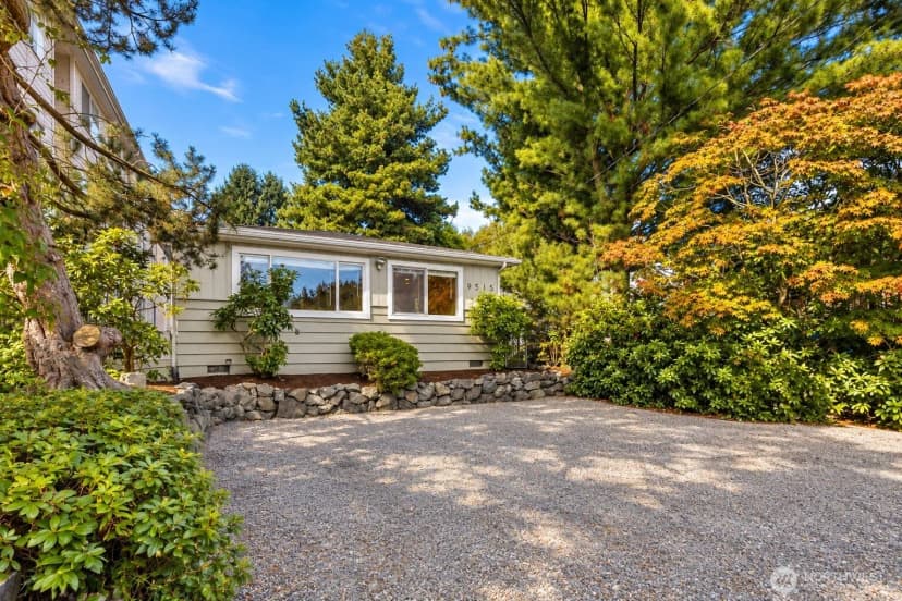 Property photo for 9515 Linden Avenue N, Seattle