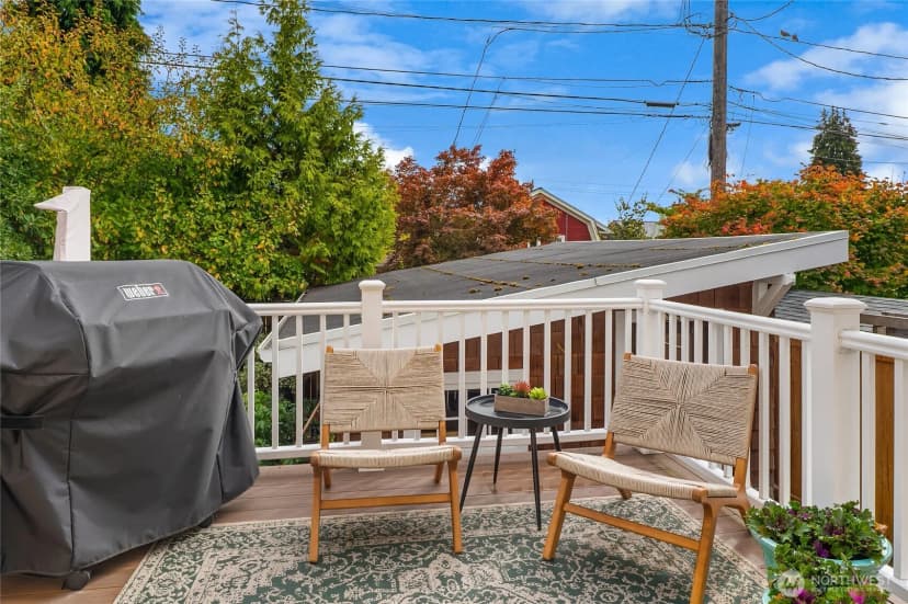 Property photo for 6264 19th Avenue Ne, Seattle photo 21