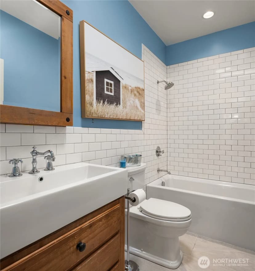 Property photo for 6264 19th Avenue Ne, Seattle photo 31