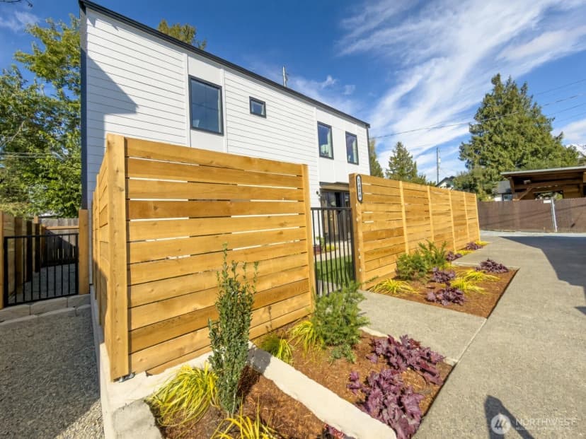 Property photo for 5402 20th Avenue S, Seattle photo 21