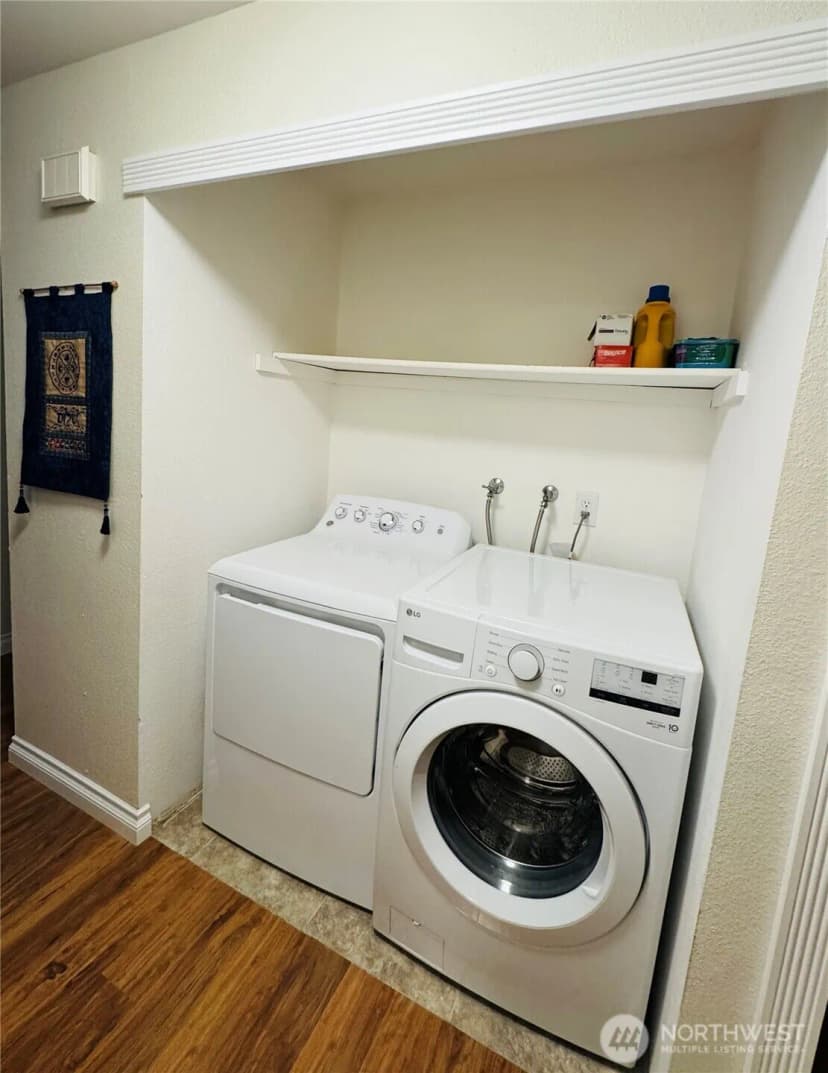 Property photo for 15609 Ne 18th St #d104, Bellevue photo 7