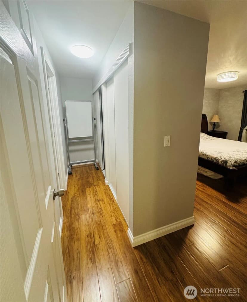 Property photo for 15609 Ne 18th St #d104, Bellevue photo 10