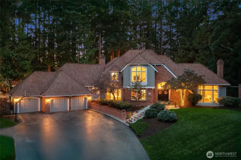 Property photo for 10129 214th Avenue Ne, Redmond