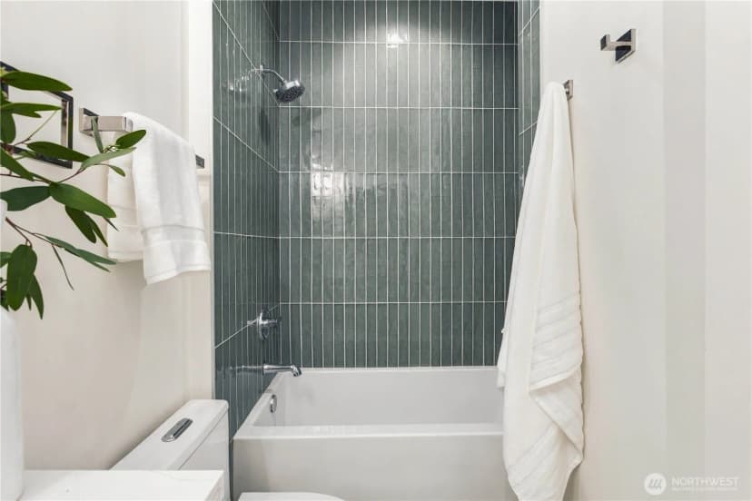 Property photo for 2328 Franklin Avenue E #g, Seattle photo 14