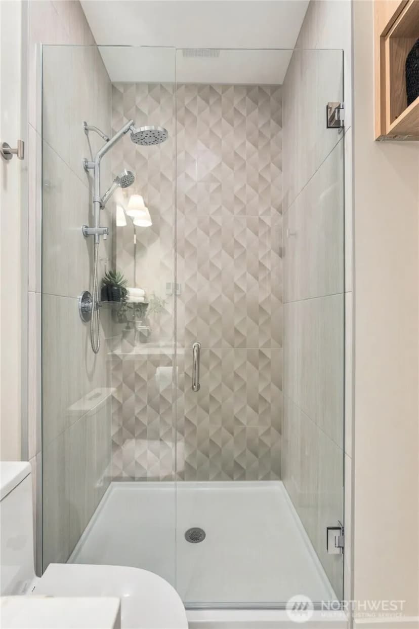 Property photo for 2328 Franklin Avenue E #g, Seattle photo 11