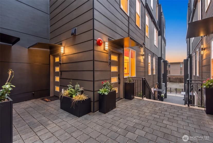 Property photo for 2328 Franklin Avenue E #g, Seattle photo 30