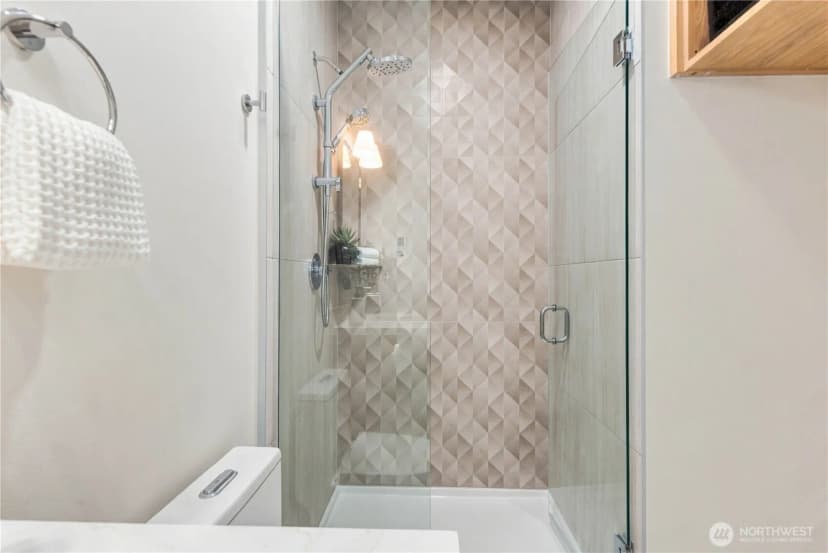 Property photo for 2328 Franklin Avenue E #g, Seattle photo 26